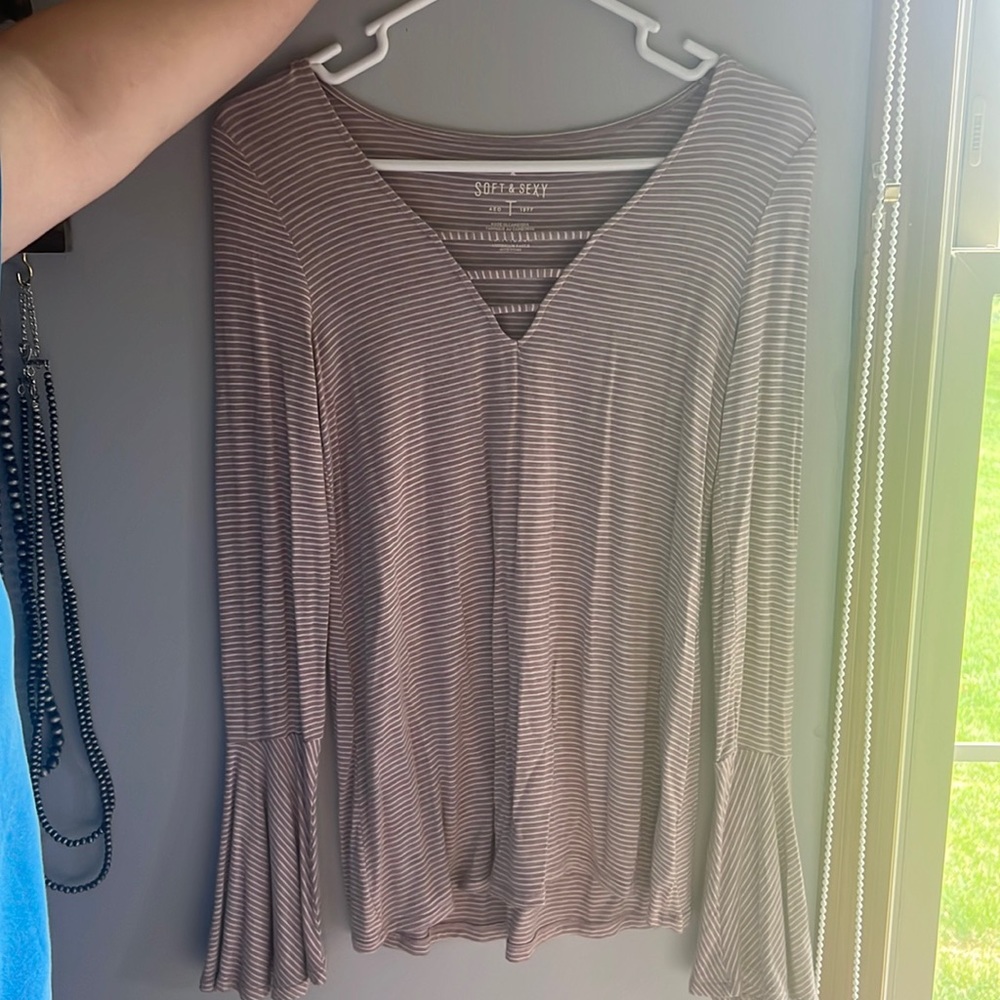 Light pink and white stripped American Eagle long sleeve